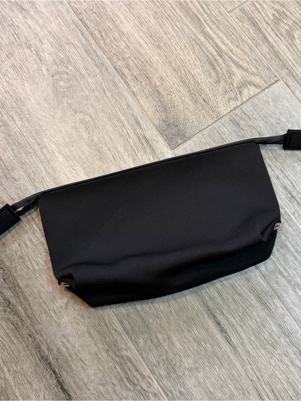 Tarte Black Neoprene Makeup Bag Pouch Gold Zipper Closure Travel Cosmetics